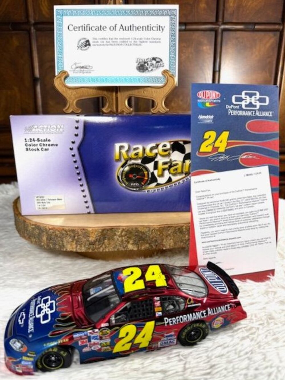 Vintage Jeff Gordon #24 DuPont Performance Alliance 2005 Monte Carlo Chrome 1:24